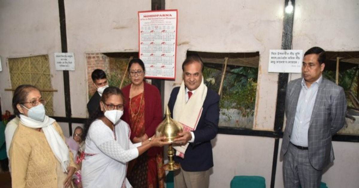 Assam CM visits Kasturba Gandhi Ashram in Guwahati